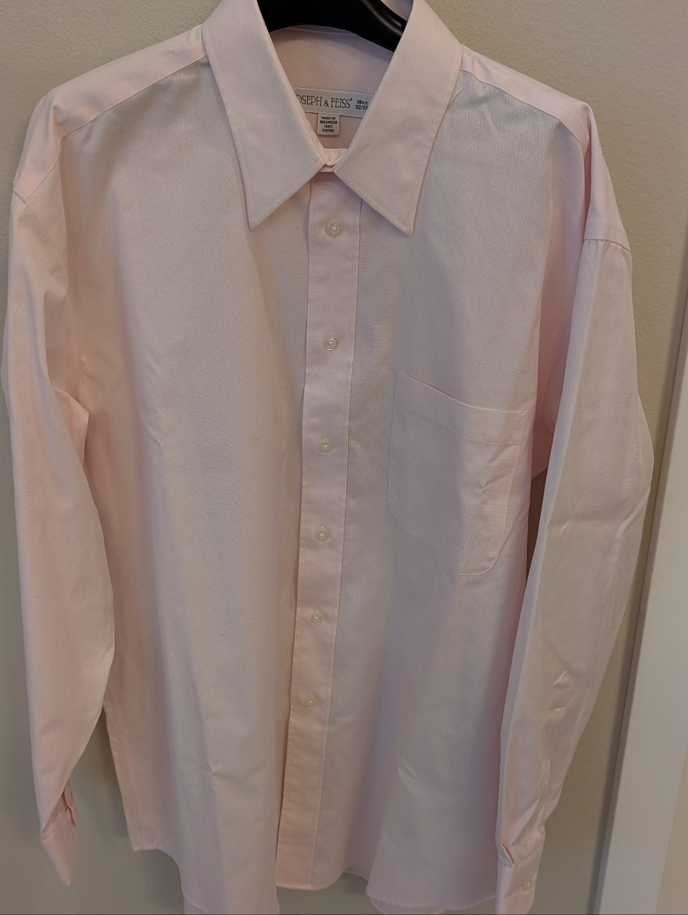 Men's Classic Fit Dress Shirt - Light Pink